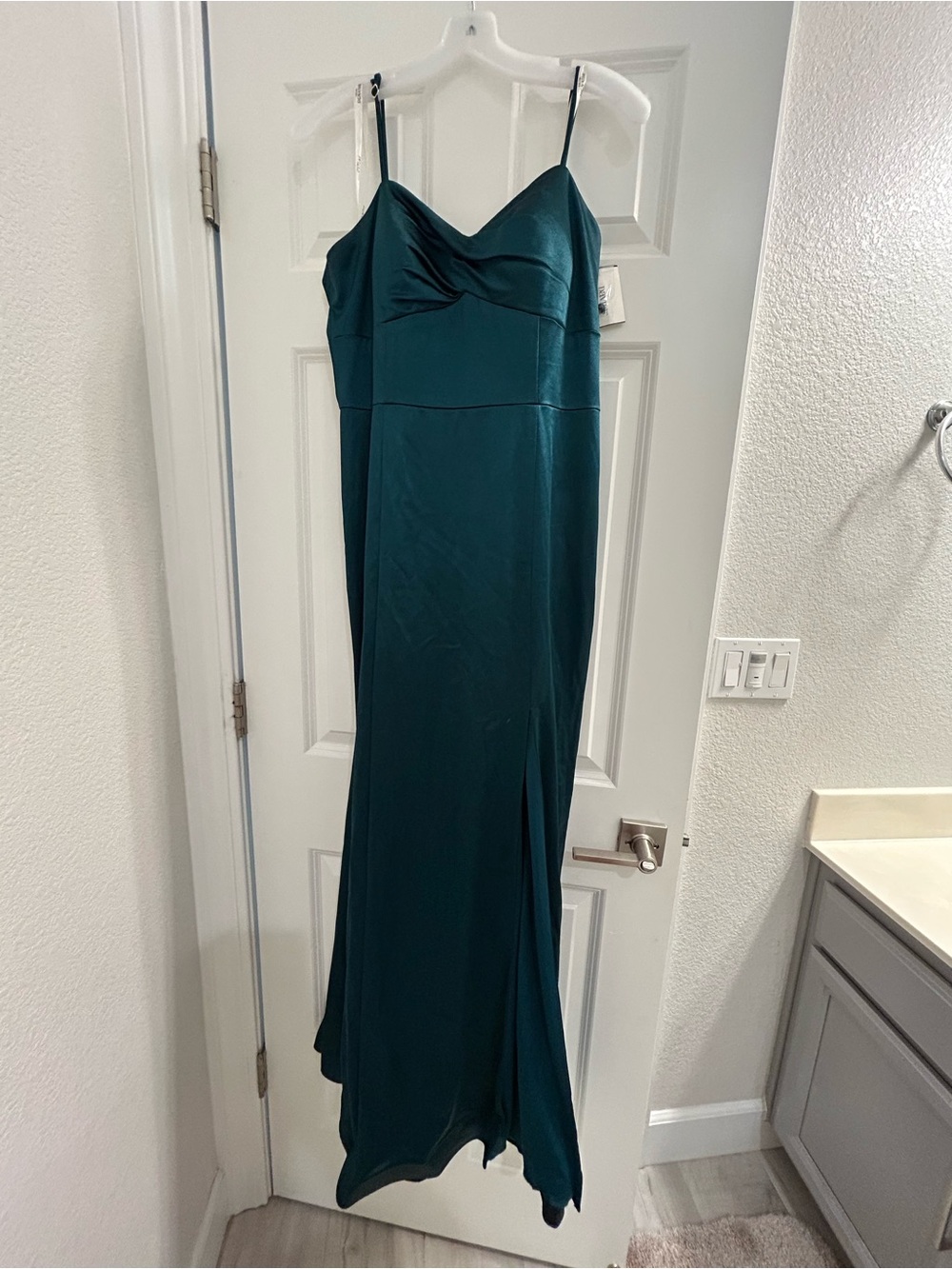 David’s Bridal Mermaid Style dress